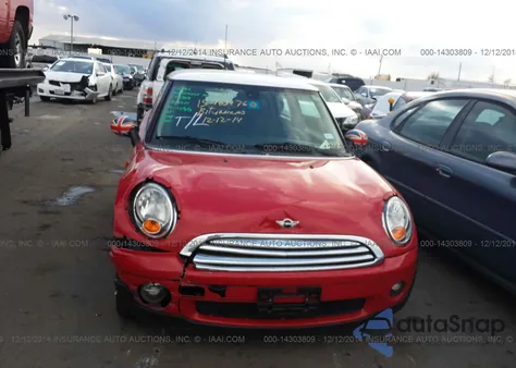 2008 Mini Cooper Hardtop from USA, damaged, VIN WMWMF33518TT68168